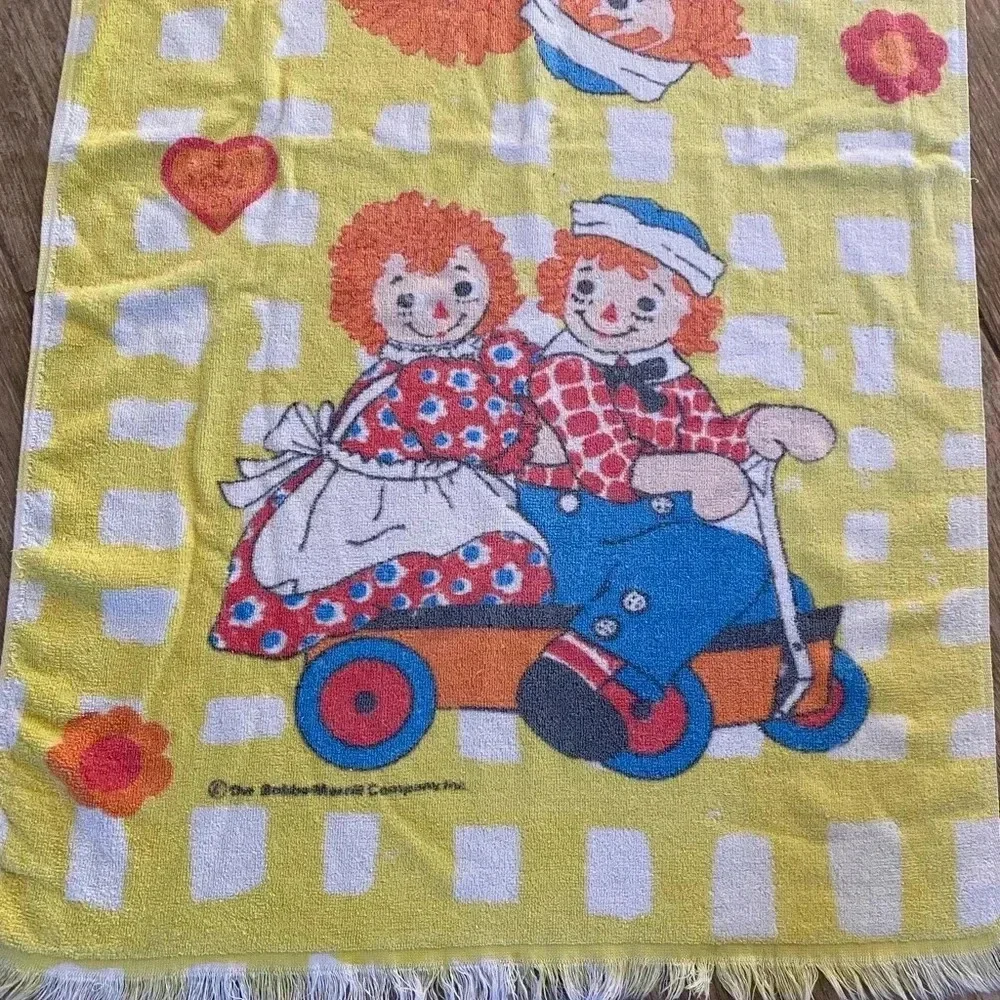 Raggedy Ann & Andy Vintage Bath Towel Wamsutta 1970s Bobbs Merril Fringe Retro